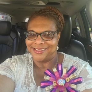 Meet your Posher, Debra